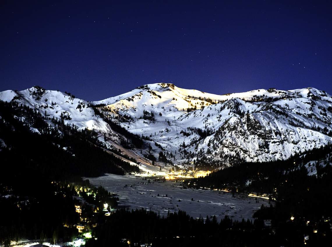 SQUAW-VAlley-at-Night